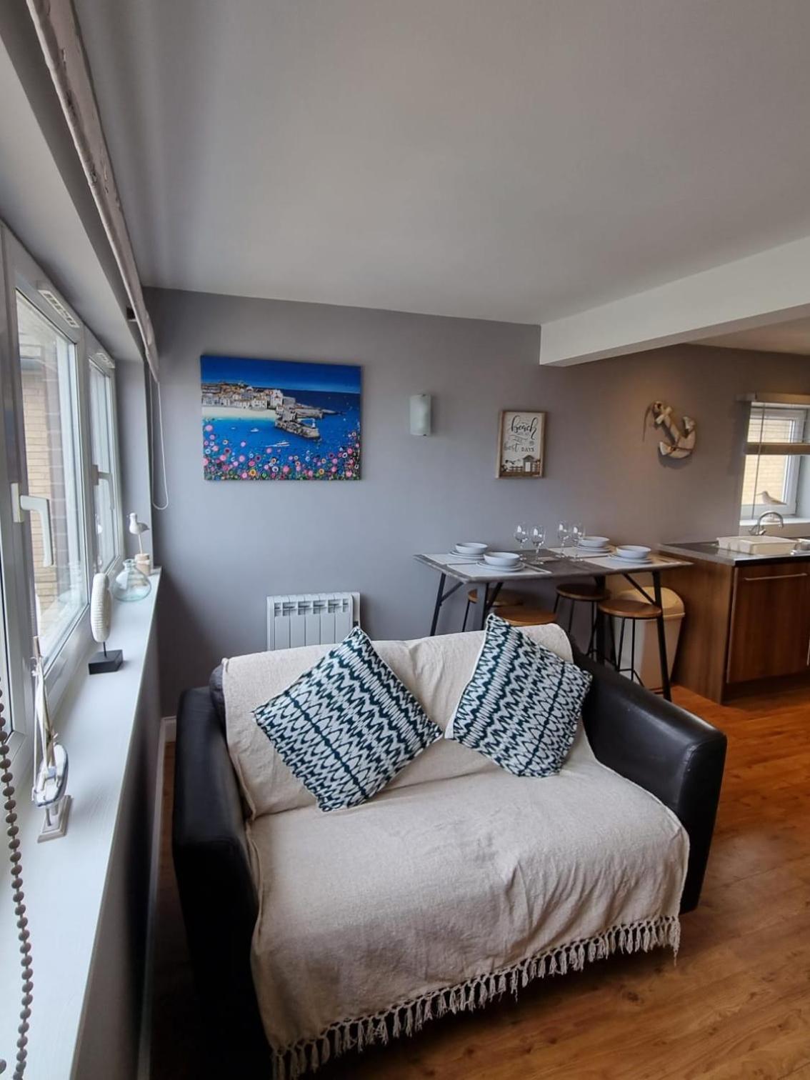 New With Free Offstreet Parking The Lookout At Ryde Esplanade Apartment Ngoại thất bức ảnh